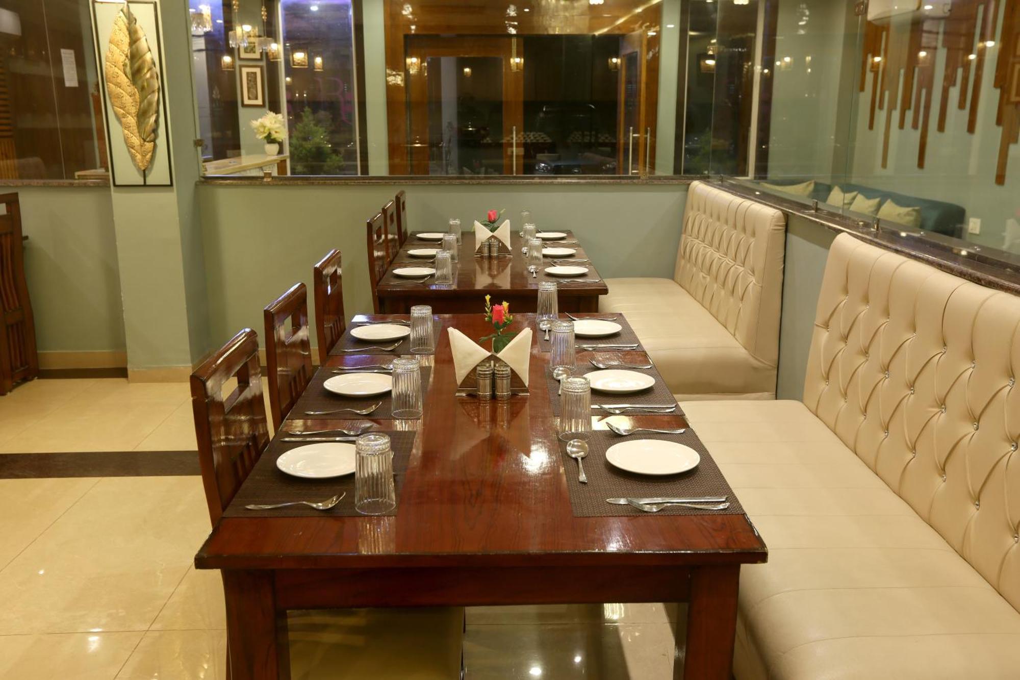 Hotel Silky Palace Igi Airport Delhi New Delhi
