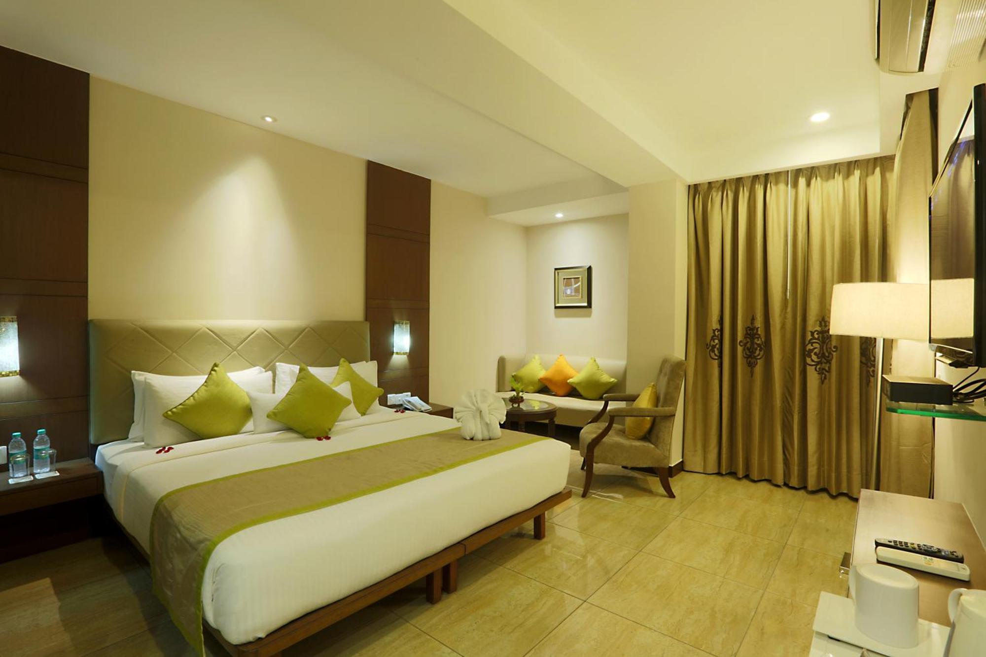 Silky Palace Igi Airport Delhi *